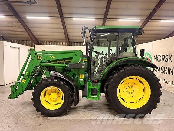 John Deere 5820 Traktorit