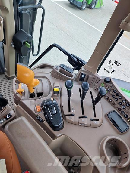 John Deere 6100M Traktorit