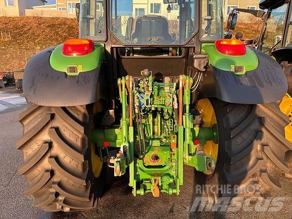 John Deere 6110MC Traktorit