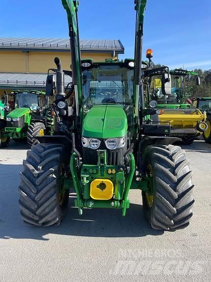 John Deere 6120M Traktorit