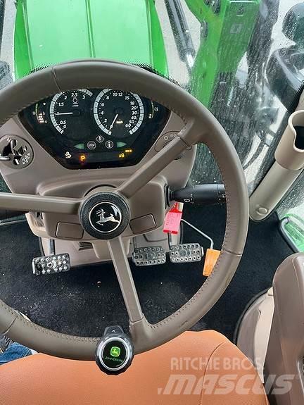 John Deere 6130R Traktorit