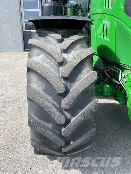 John Deere 6195R Traktorit