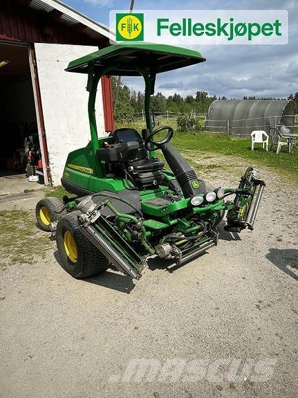John Deere 7500A Muut ympäristökoneet