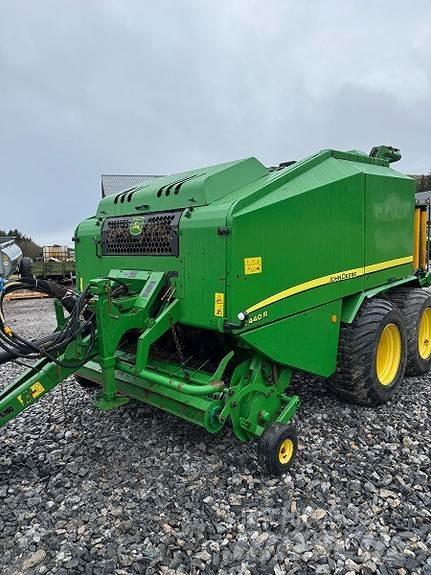 John Deere C440R Pyöröpaalaimet