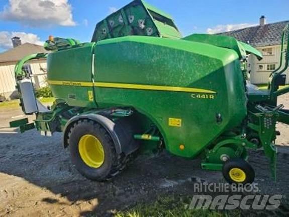 John Deere C441R Pyöröpaalaimet