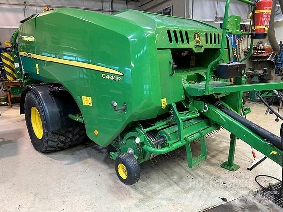John Deere C441R Pyöröpaalaimet