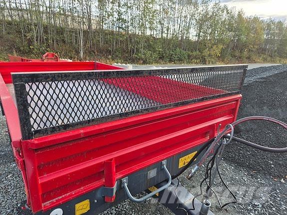 Junkkari J5 Yleisperävaunut