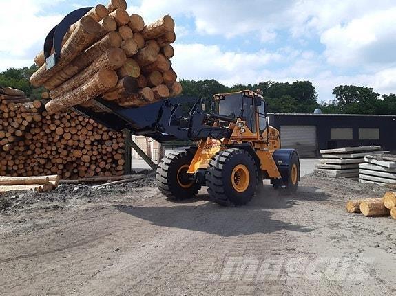 Ljungby  Pyöräkuormaajat