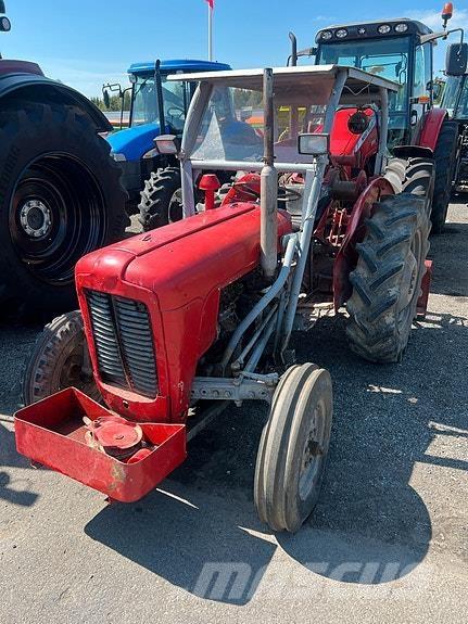 Massey Ferguson 35 Traktorit