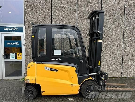 Mitsubishi FB35N Dieseltrukit