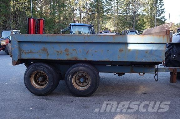 NC 12-40 Yleisperävaunut