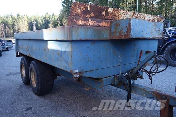 NC 12-40 Yleisperävaunut