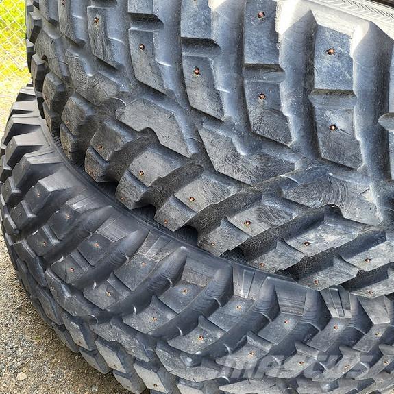 Nokian TRI 2 Renkaat ja vanteet