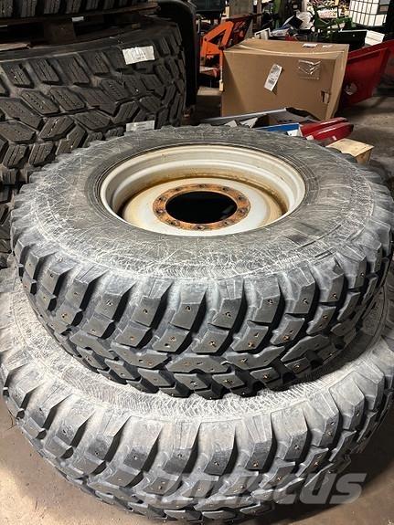 Nokian TRI 2 Renkaat ja vanteet