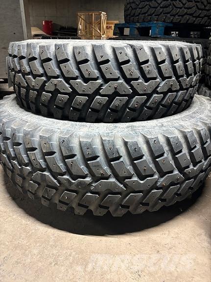 Nokian TRI 2 Renkaat ja vanteet