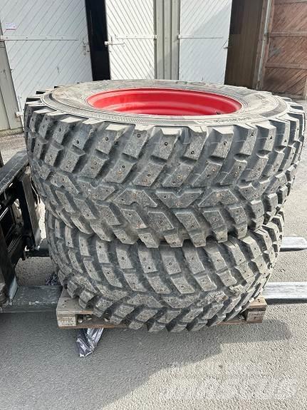 Nokian Tri2 Renkaat ja vanteet