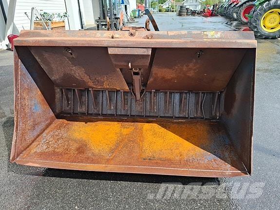  Perma SMA1100 Lannoitteenlevittimet