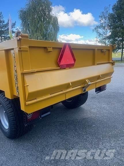 Robus RE 13-08 Yleisperävaunut
