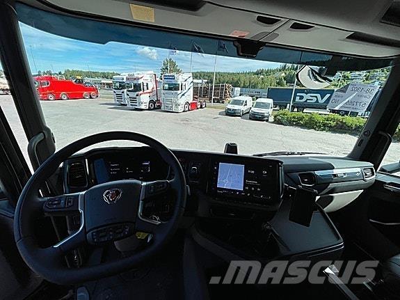 Scania R460A4X2LB Vetopöytäautot