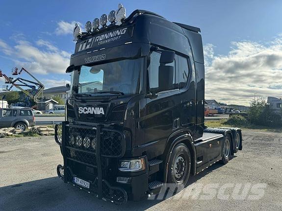 Scania R500 6X2 NB Vetopöytäautot