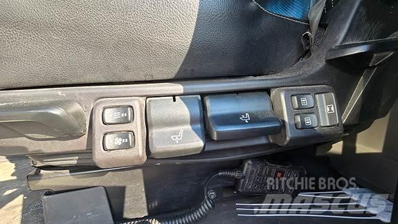 Scania R580A6x2NB Vetopöytäautot
