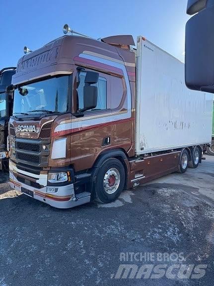 Scania R650B6X2NB Umpikorikuorma-autot