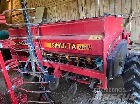 Simulta 2500 LB/SK Lannoitteenlevittimet