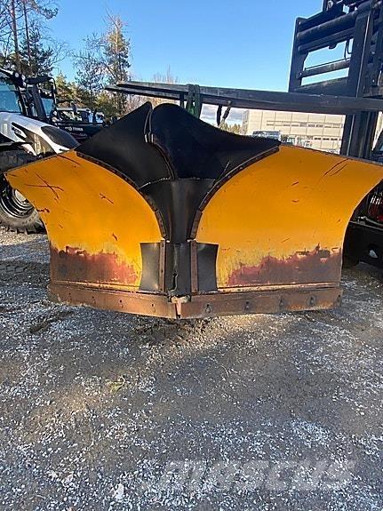 Tellefsdal 2700 V Lumiaurat