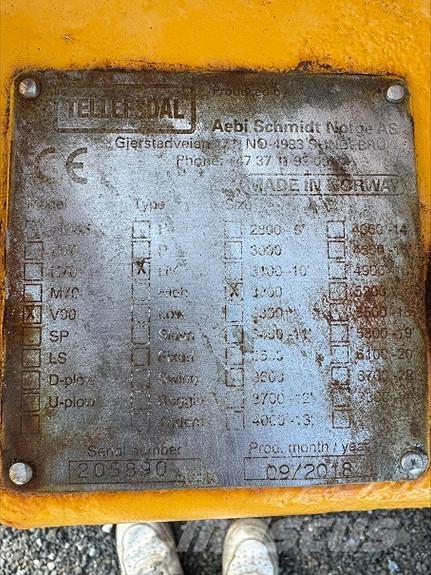 Tellefsdal V-90 Lumiaurat