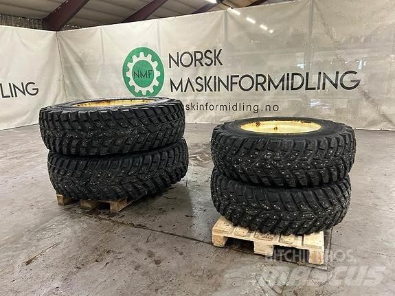  TRI 2 Vinterdekk Traktorit