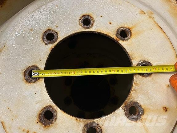  TRI 2 Vinterdekk Traktorit