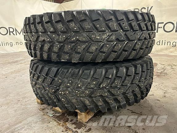  TRI 2 Vinterdekk Traktorit