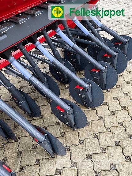 Tume CK 3000 Kuivalannan levittimet