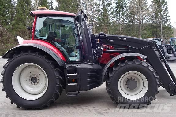 Valtra 235 Direct Traktorit