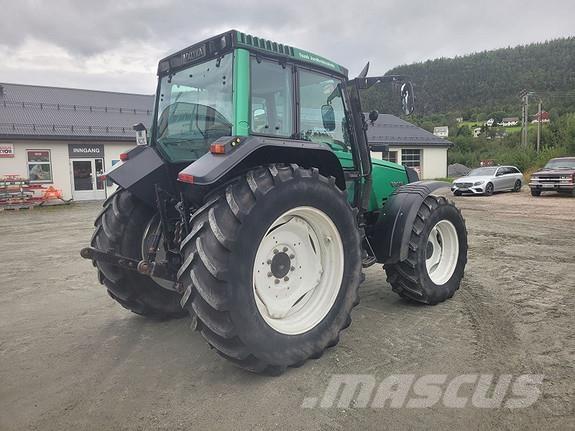 Valtra 6750-4 Traktorit