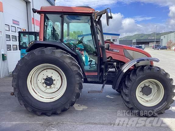 Valtra A 95-4 Traktorit