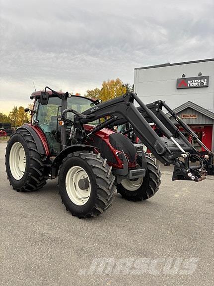 Valtra A134 Traktorit