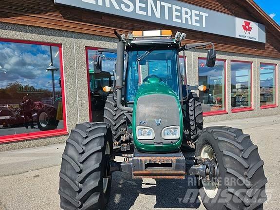 Valtra A92 Traktorit