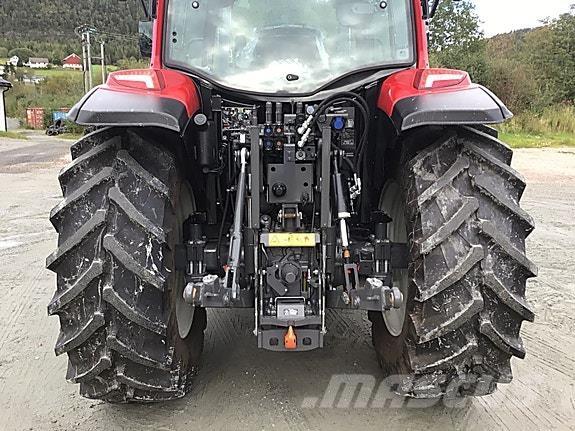 Valtra A95 Traktorit