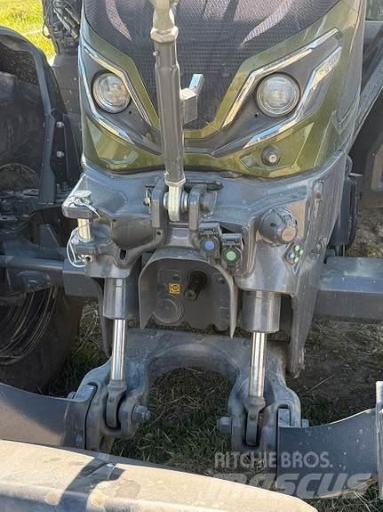 Valtra G 135 V Traktorit