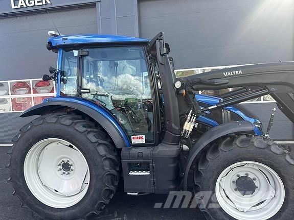 Valtra G135 Activ Traktorit