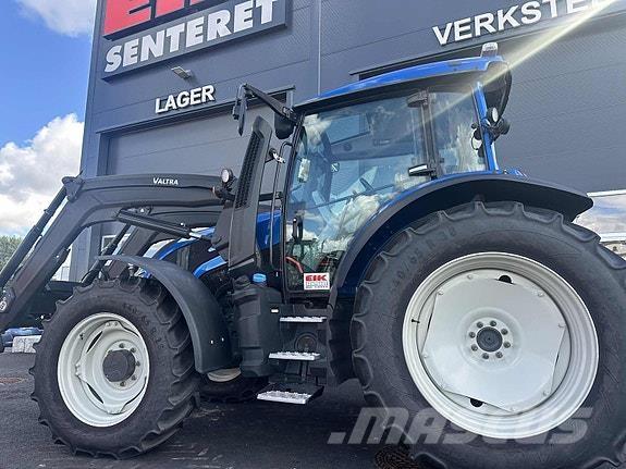 Valtra G135 Activ Traktorit