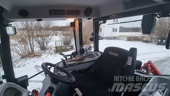 Valtra G135A Traktorit