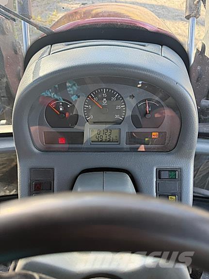 Valtra M150 Traktorit