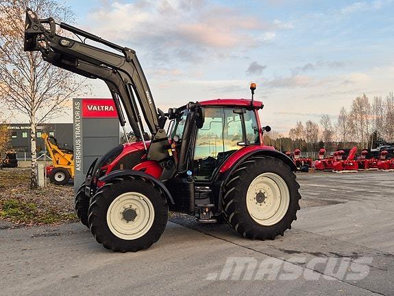 Valtra N104 Traktorit
