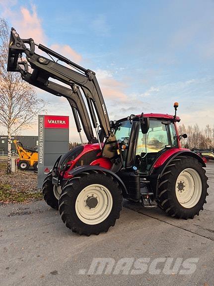 Valtra N104 Traktorit