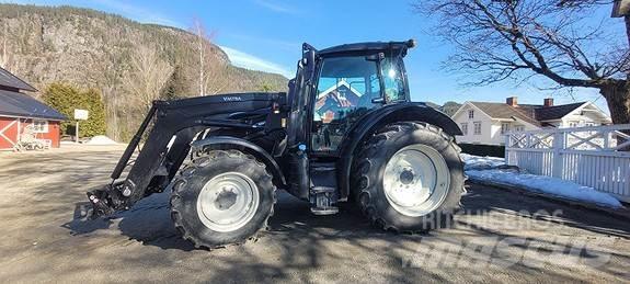 Valtra N135 Traktorit