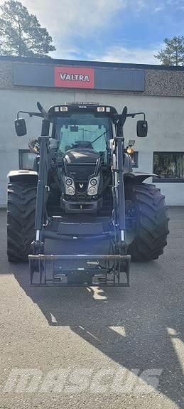 Valtra N163 Traktorit