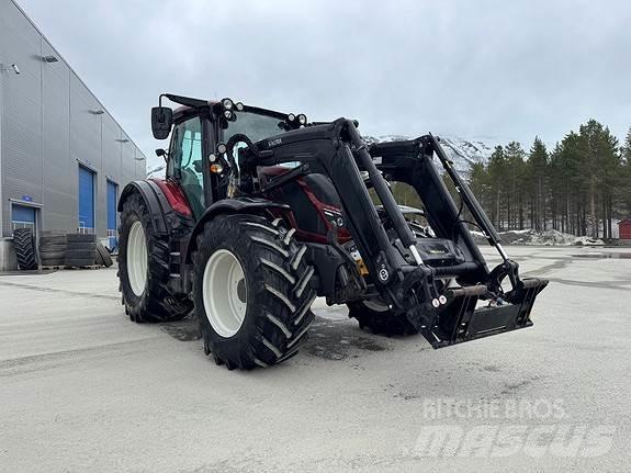 Valtra N174 Traktorit