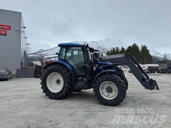 Valtra N174D Traktorit